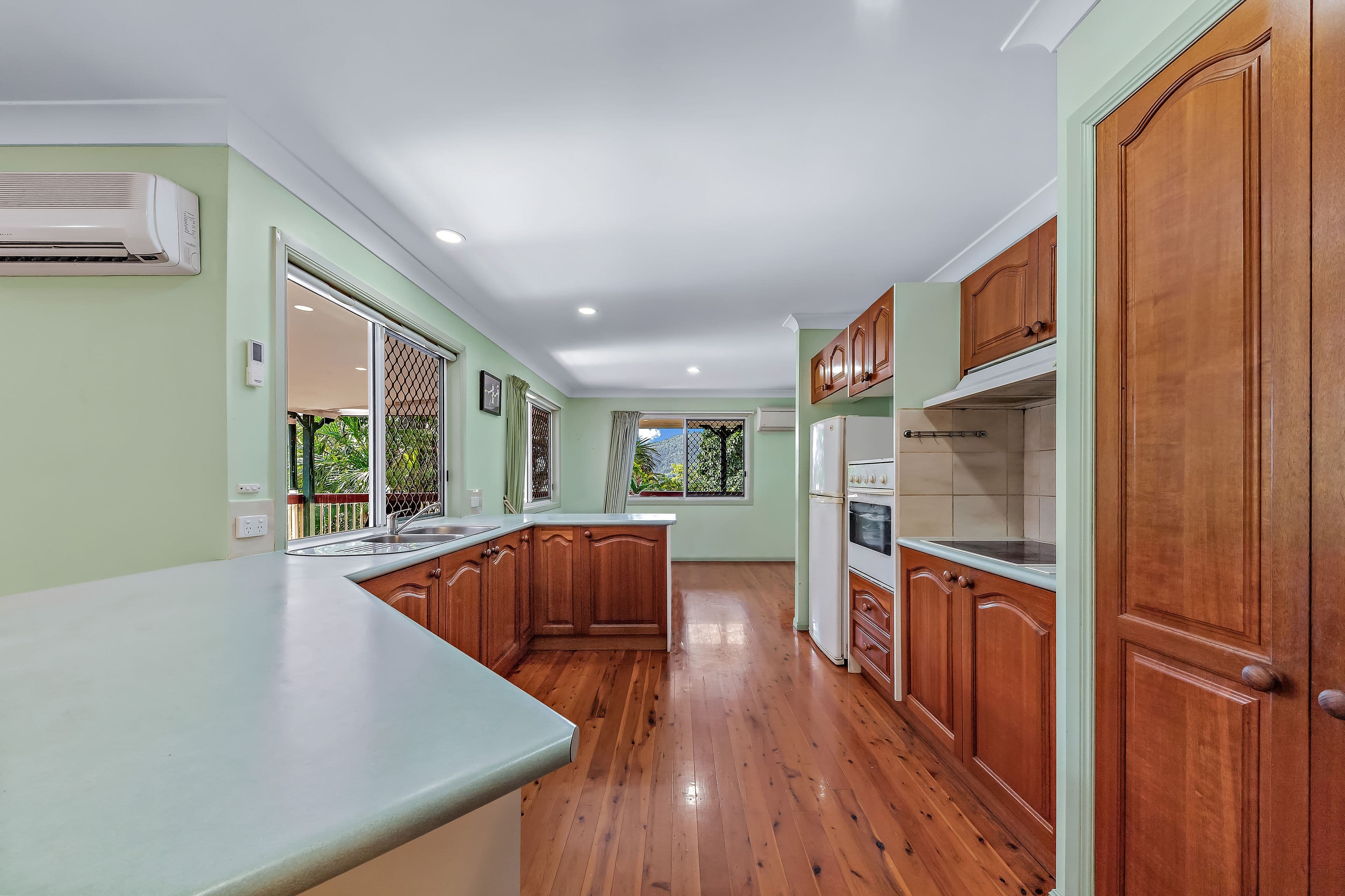 22 Moonlight Drive, Jubilee Pocket QLD 4802, Jubilee Pocket - Thumbnail 5