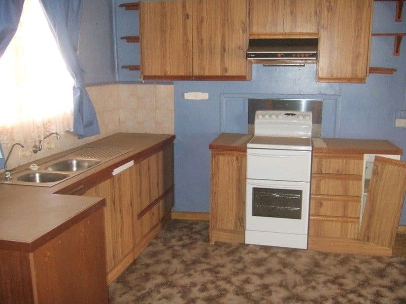 718 Beryl Street, BROKEN HILL NSW 2880, Broken Hill - Thumbnail 5