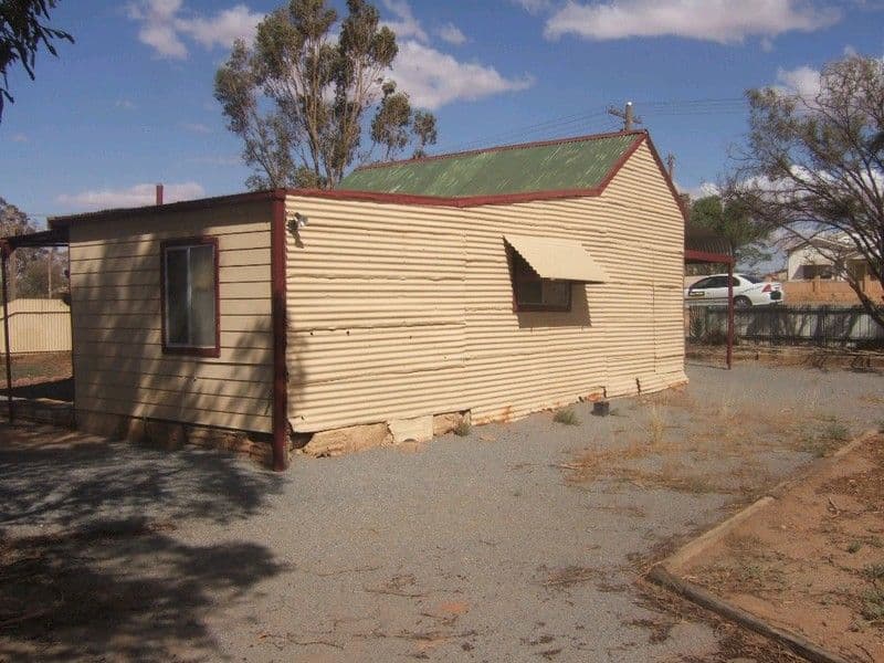 718 Beryl Street, BROKEN HILL NSW 2880, Broken Hill - Thumbnail 8