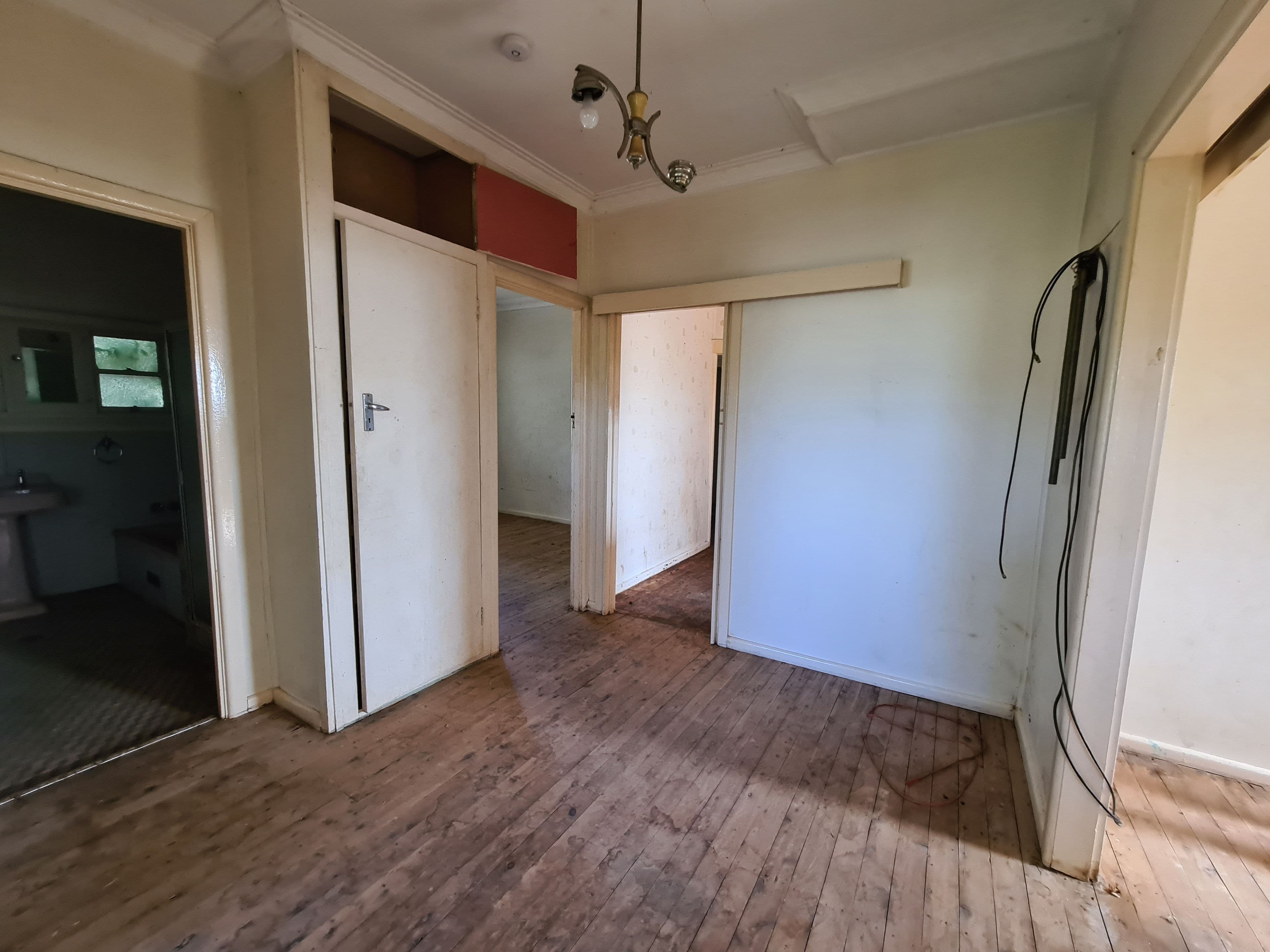 14 Hartigan Avenue, Parkes NSW 2870, Parkes - Thumbnail 3