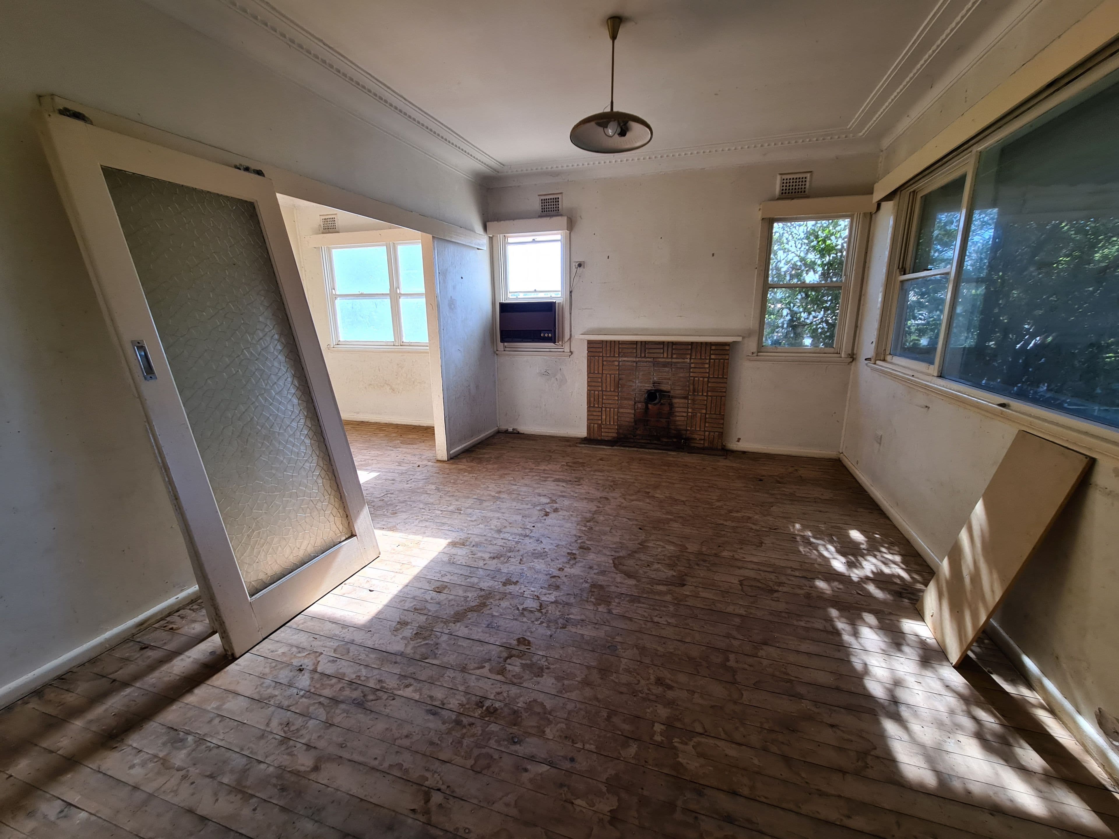 14 Hartigan Avenue, Parkes NSW 2870, Parkes - Thumbnail 4