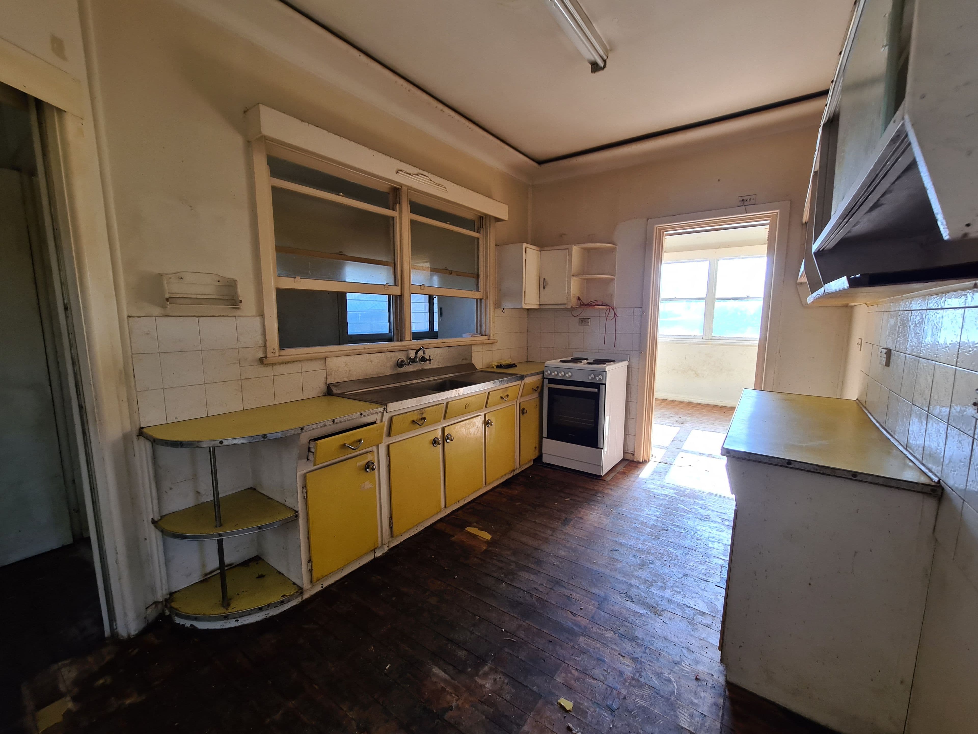 14 Hartigan Avenue, Parkes NSW 2870, Parkes - Thumbnail 7