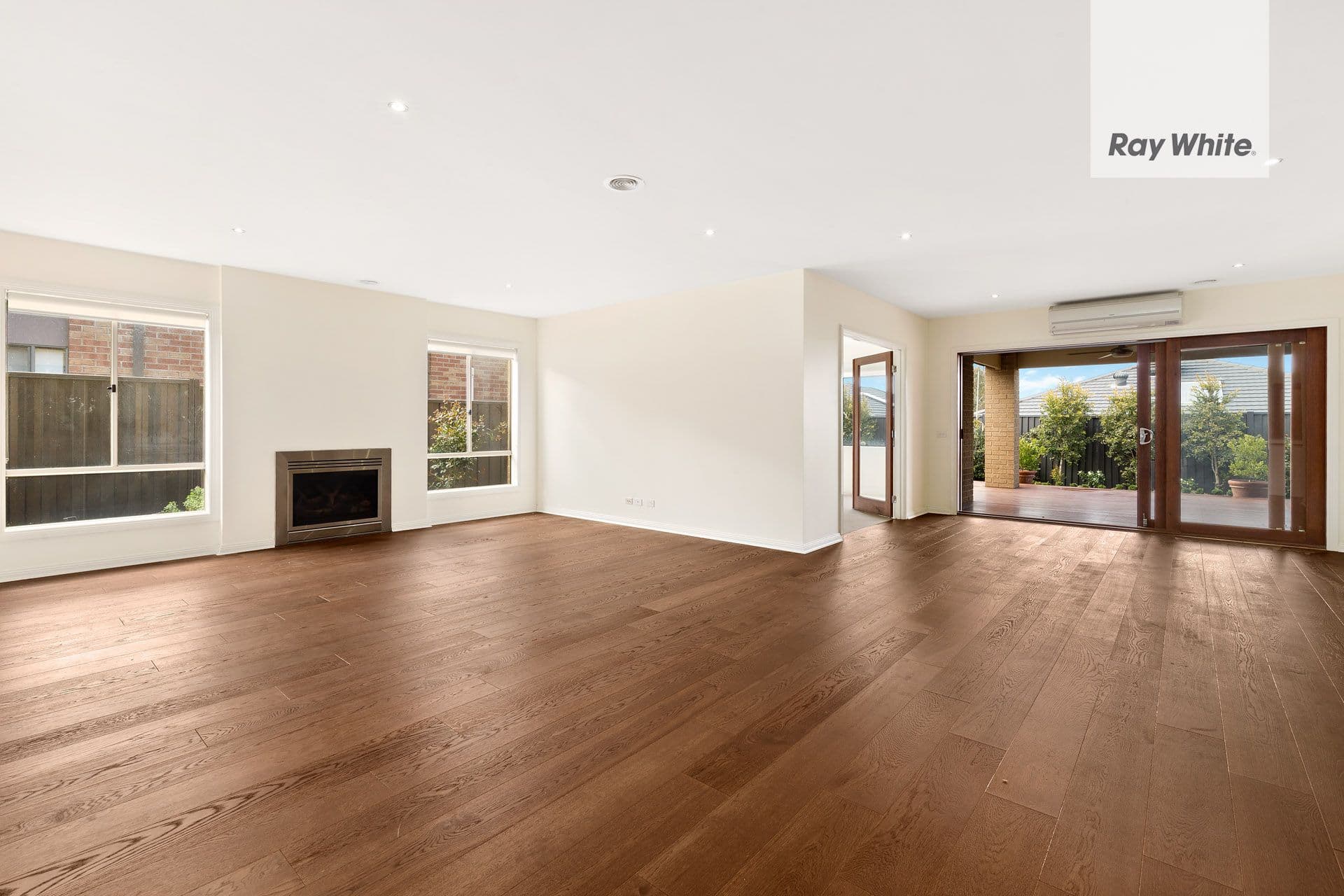 31 Dalmeny Way, Mernda VIC 3754, Mernda - Thumbnail 3