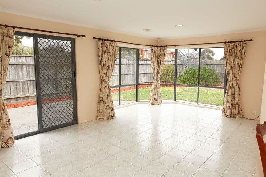 27 Waradgery Drive, ROWVILLE VIC 3178, Rowville - Thumbnail 4