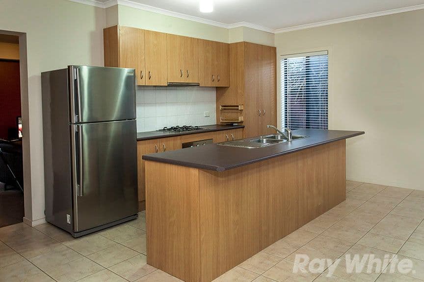 30 Ambrie Crescent, Noble Park VIC 3174, Noble Park - Thumbnail 3