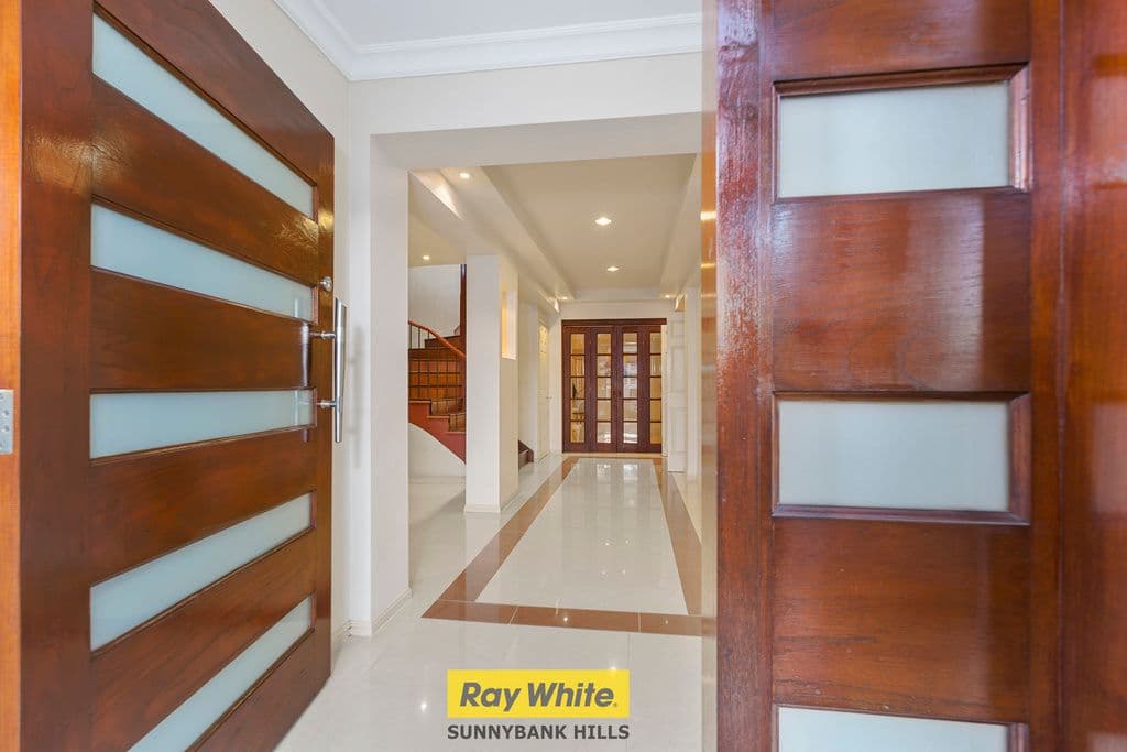 10 Edgeware Close, Sunnybank Hills QLD 4109, Sunnybank Hills - Thumbnail 3