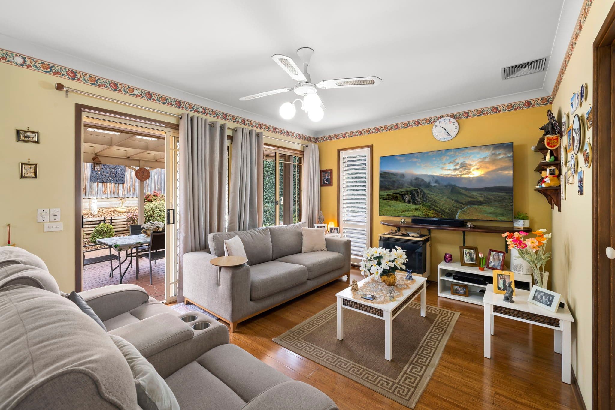 16 Cardiff Way, Castle Hill NSW 2154, Castle Hill - Thumbnail 3