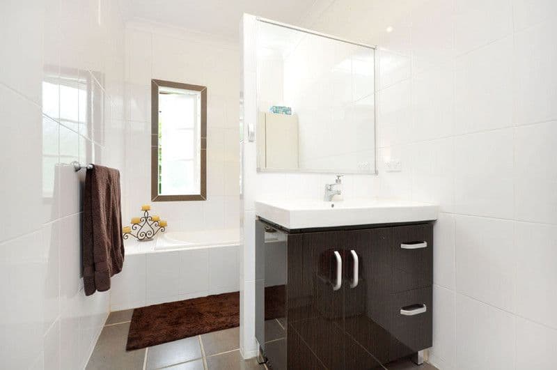 72 Carranya Street, CAMP HILL QLD 4152, Camp Hill - Thumbnail 4