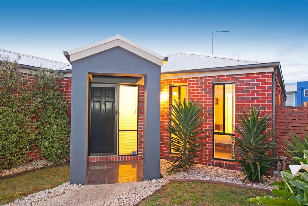 22 Alan Street, GROVEDALE VIC 3216, Grovedale - Thumbnail 2
