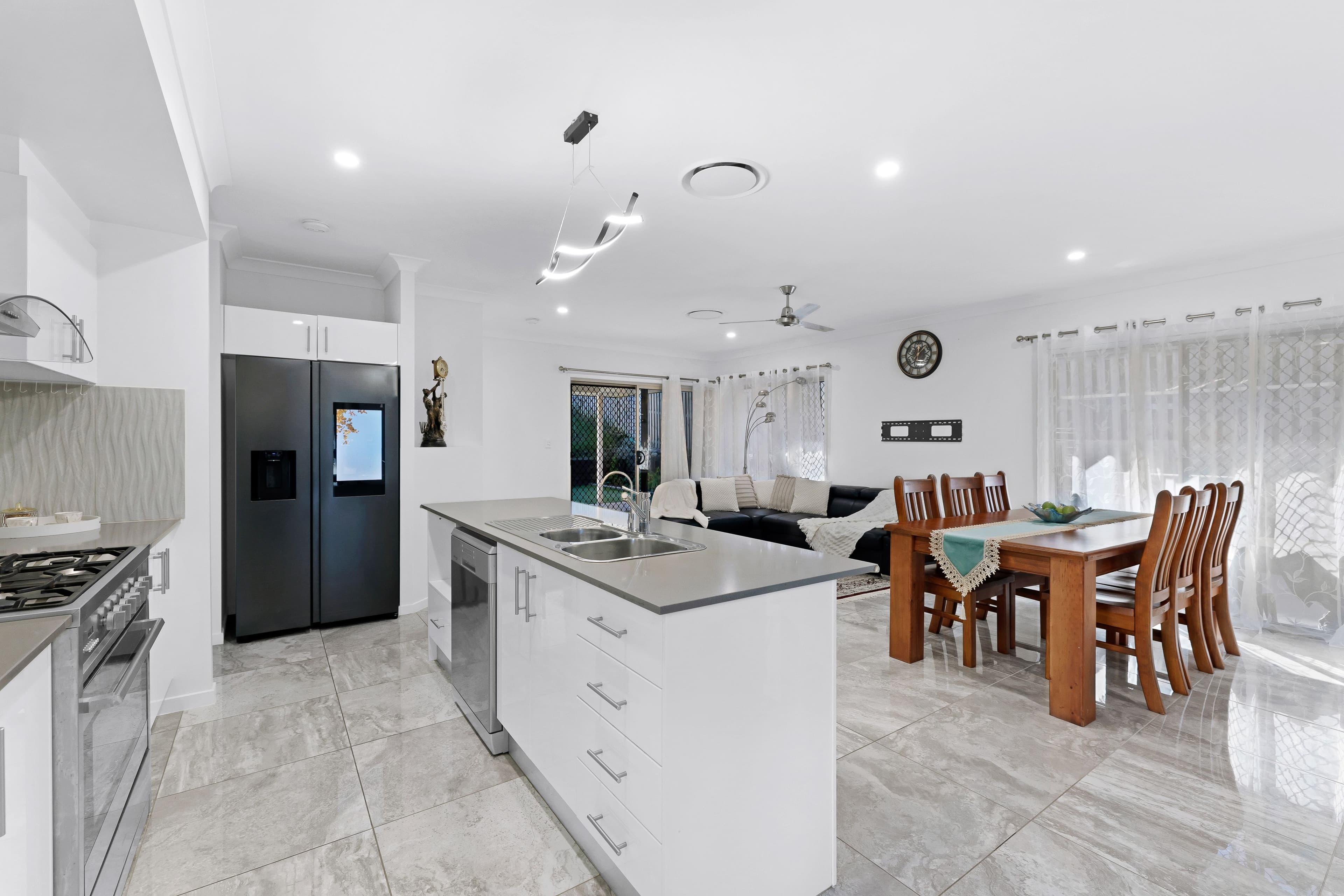 17 Shelduck Street, Upper Coomera QLD 4209, Upper Coomera - Thumbnail 2