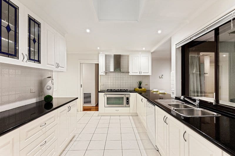 267 Waverley Road, MOUNT WAVERLEY VIC 3149, Mount Waverley - Thumbnail 3