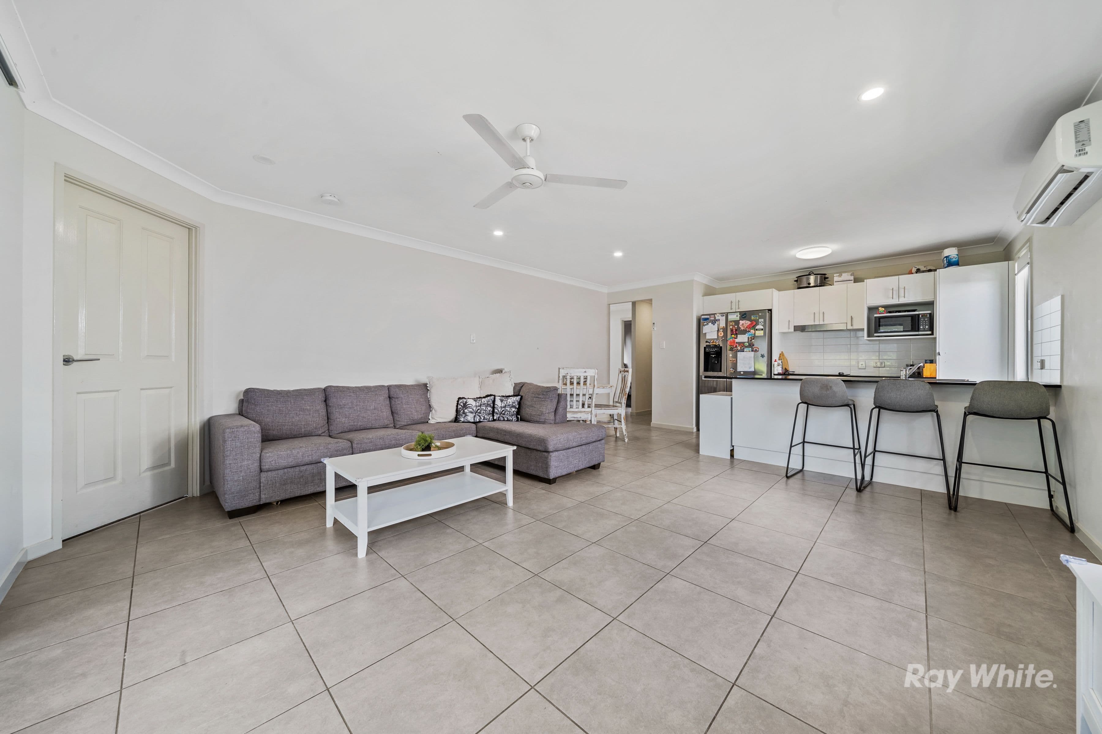 27 Dalby Street, Holmview QLD 4207, Holmview - Thumbnail 5