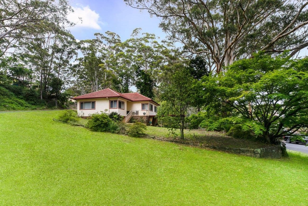 136 The Crescent, Helensburgh NSW 2508, Helensburgh - Image 1