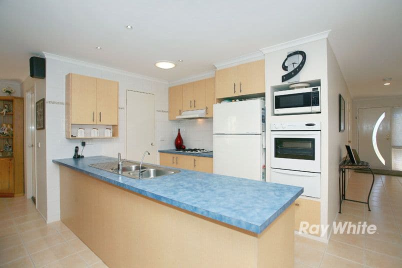 30 Mariner Close, CRANBOURNE NORTH VIC 3977, Cranbourne North - Thumbnail 8