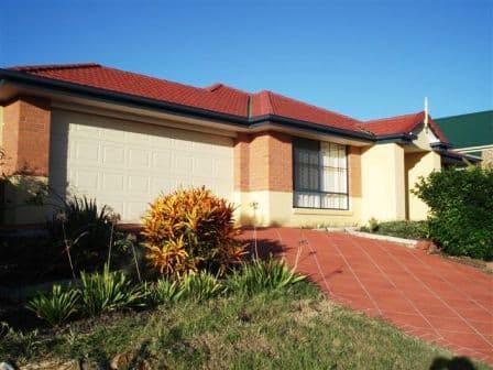27 Liberty Crescent, SPRINGFIELD LAKES QLD 4300, Springfield Lakes - Image 1