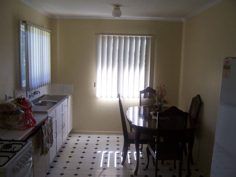 177 Jacaranda Avenue, KINGSTON QLD 4114, Kingston - Thumbnail 3