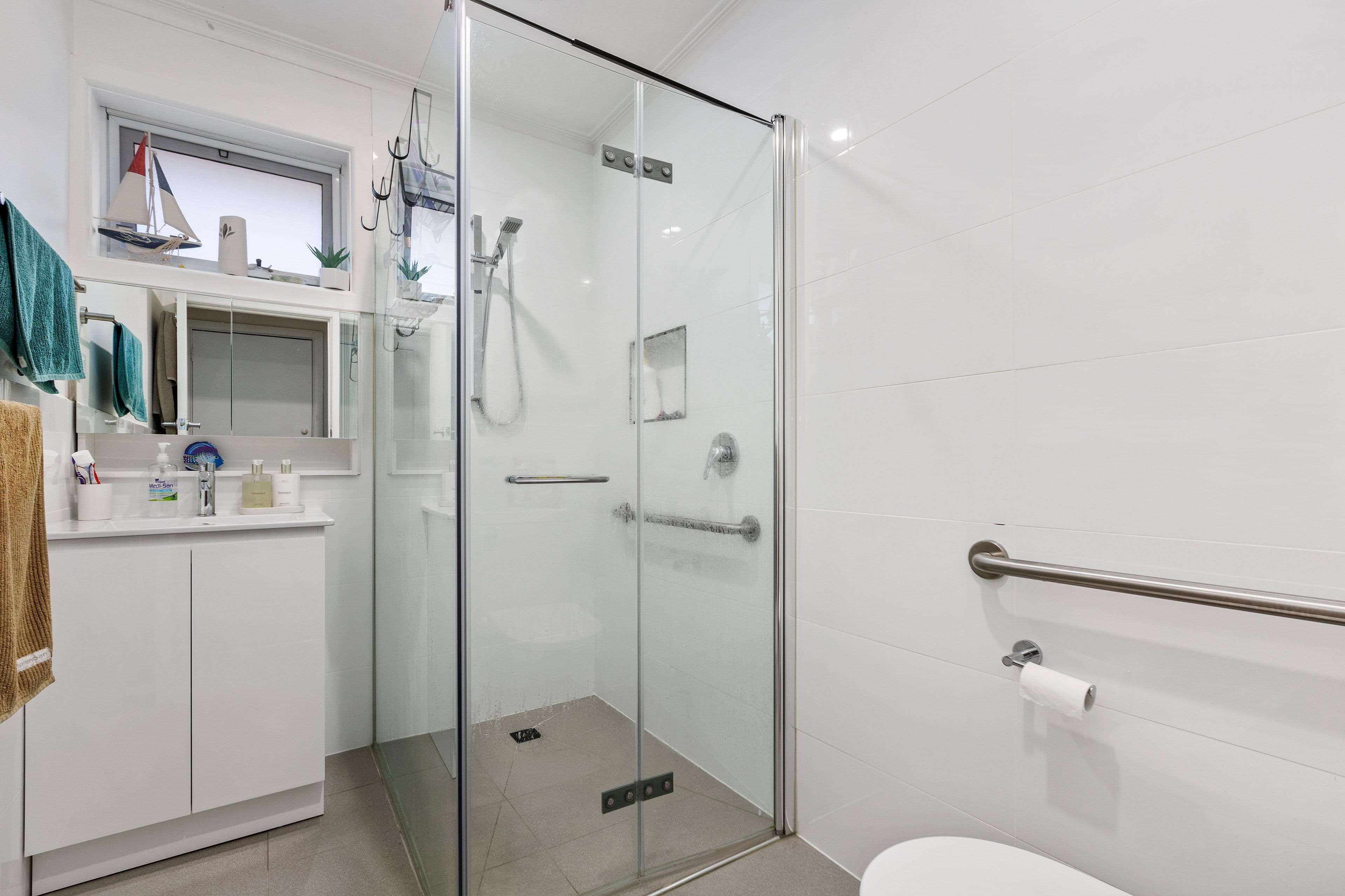 2 Azalea Court, Cheltenham VIC 3192, Cheltenham - Thumbnail 3