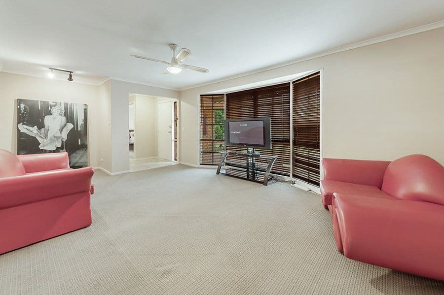 14 Longtown Court, Craigieburn VIC 3064, Craigieburn - Thumbnail 4