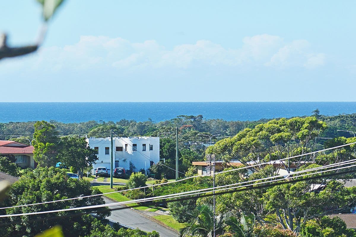 13 Uniacke Drive, Banora Point - Image 1