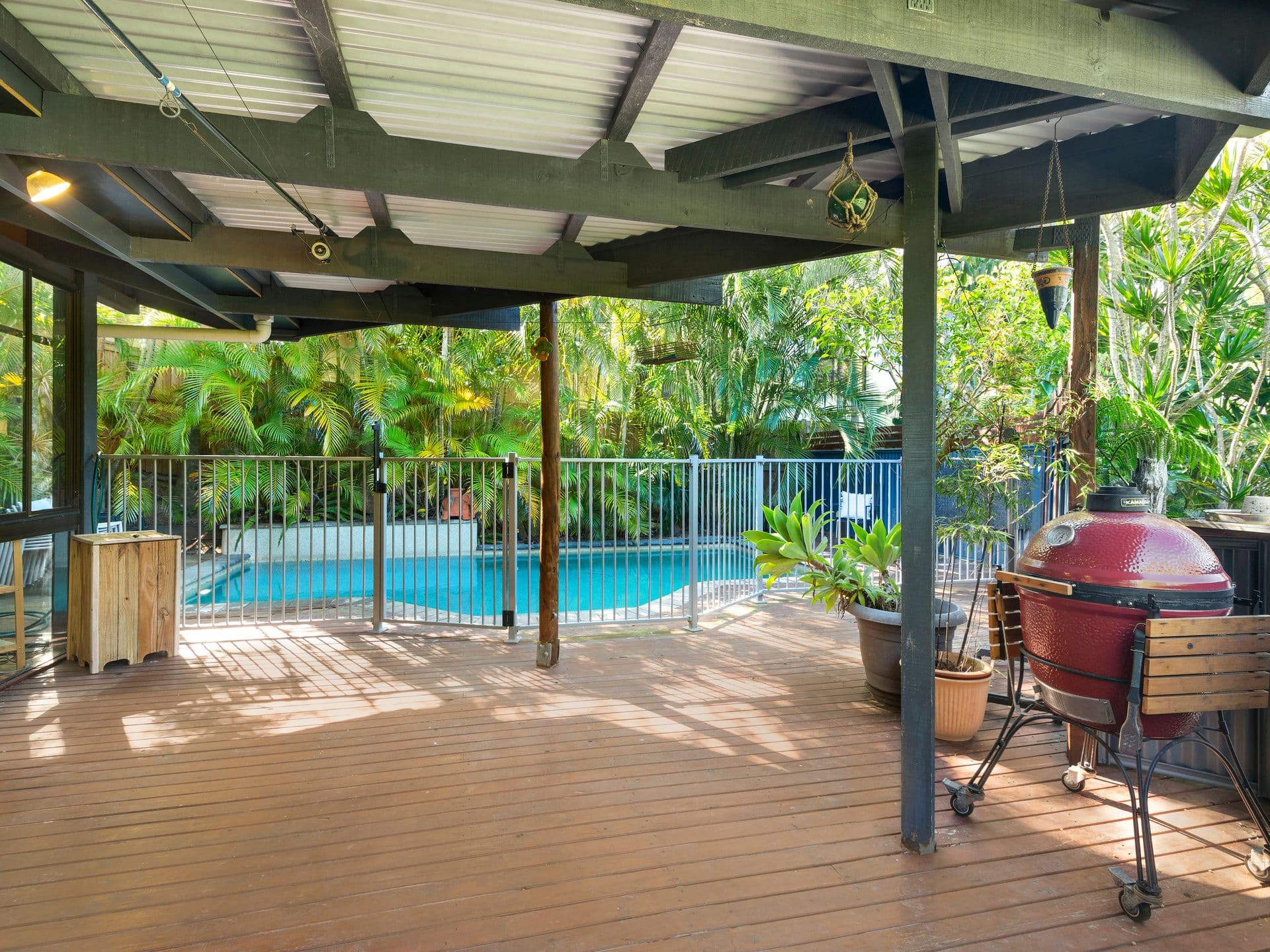 8 Bindoon Close, Elanora QLD 4221, Elanora - Image 1