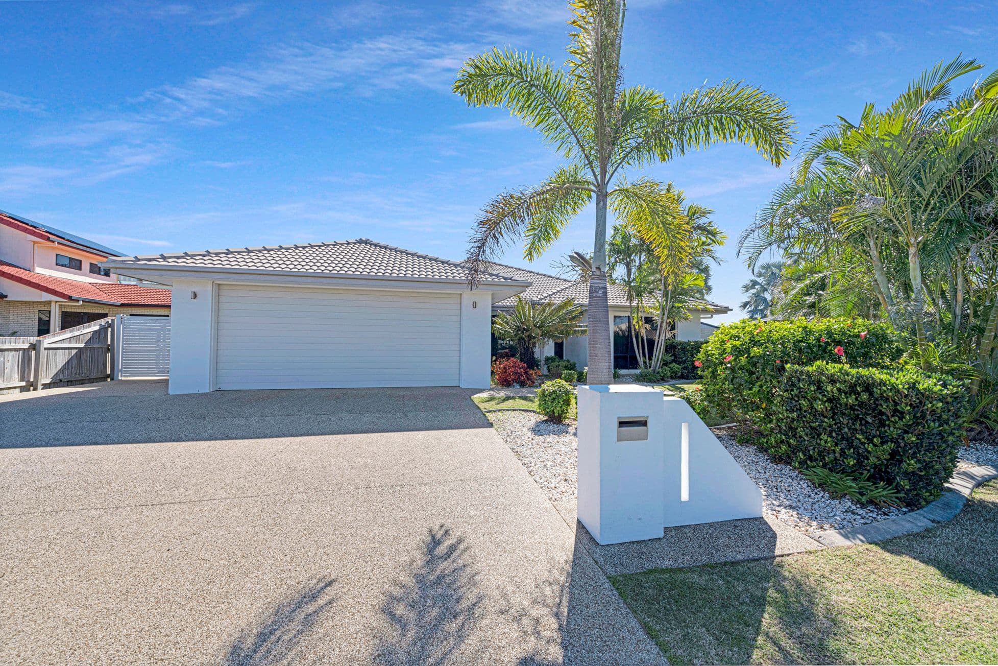 22 Bisdee Street, Coral Cove QLD 4670, Coral Cove - Thumbnail 3