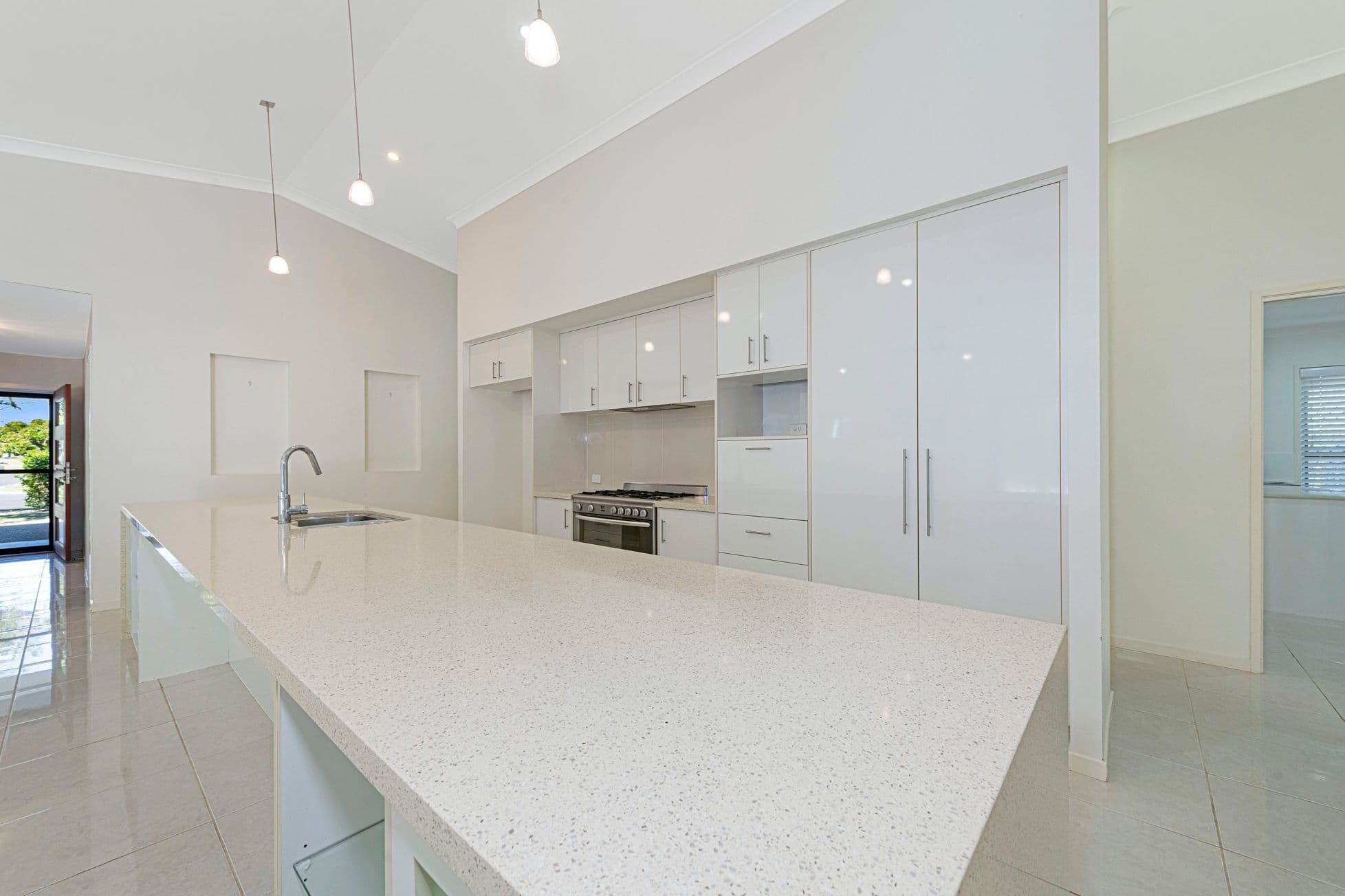 22 Bisdee Street, Coral Cove QLD 4670, Coral Cove - Thumbnail 6
