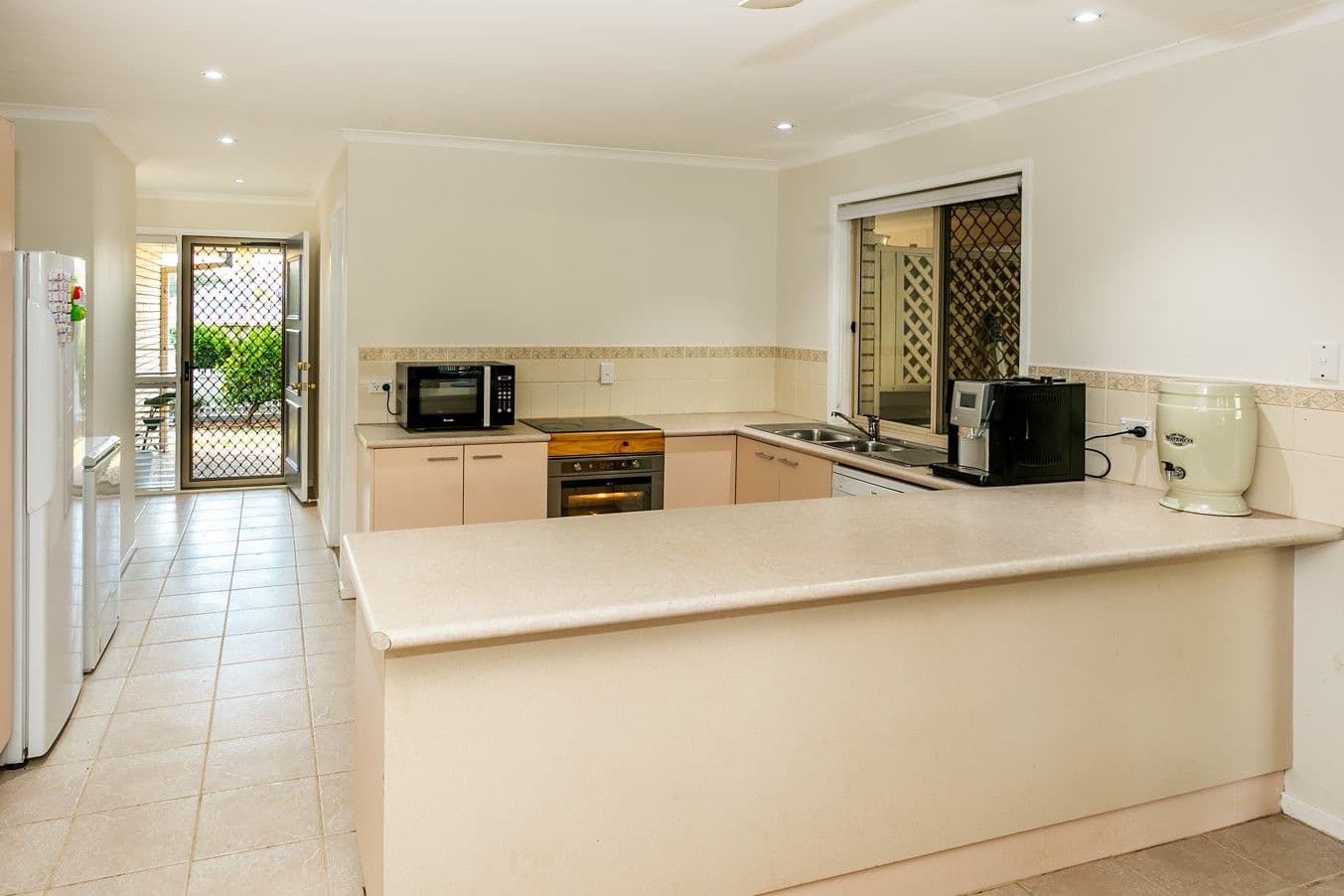 19 Noosa Court, Hillcrest QLD 4118, Hillcrest - Thumbnail 5