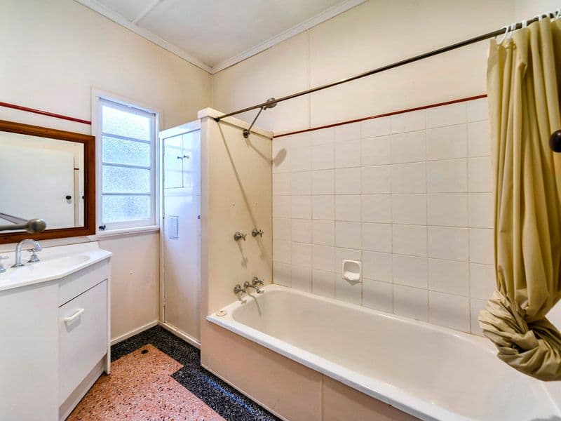 16 Rous Street, HENDRA QLD 4011, Hendra - Thumbnail 5