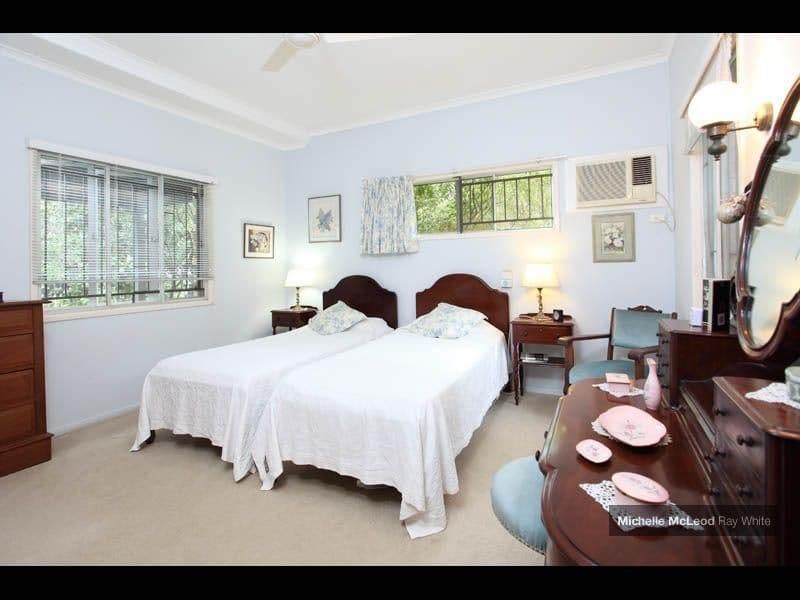 2 Dellamara Street, CHAPEL HILL QLD 4069, Chapel Hill - Thumbnail 8