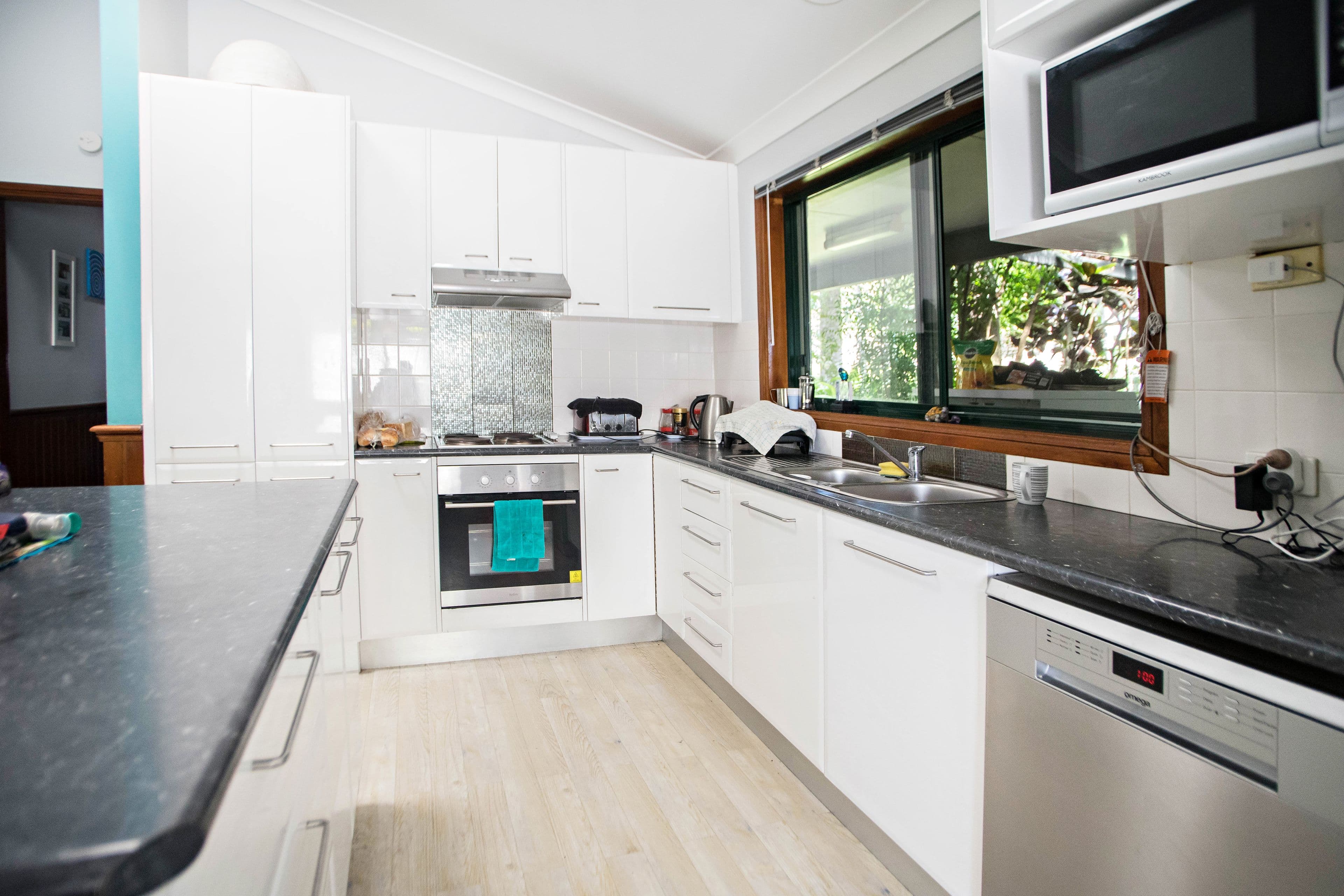 100 Green Point Drive, Green Point - Thumbnail 4