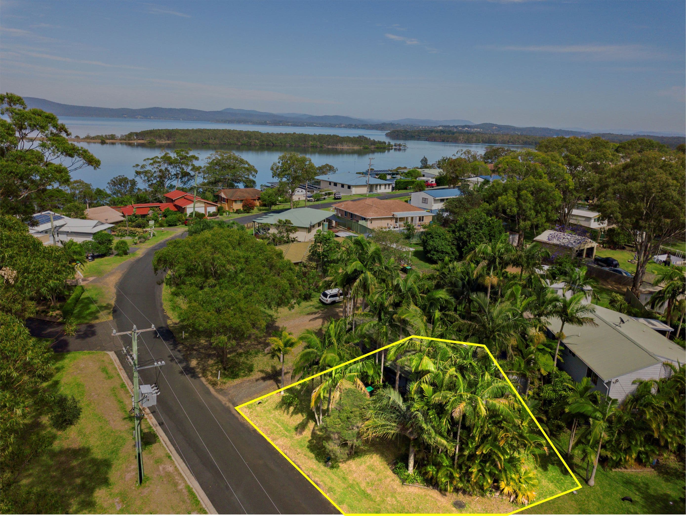 100 Green Point Drive, Green Point - Thumbnail 8