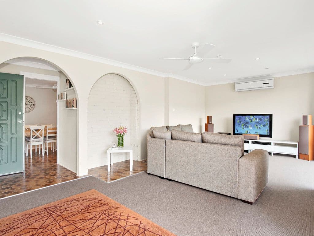 8 Tabratong Road, Helensburgh - Thumbnail 3