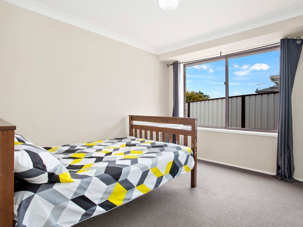 8 Tabratong Road, Helensburgh - Thumbnail 7