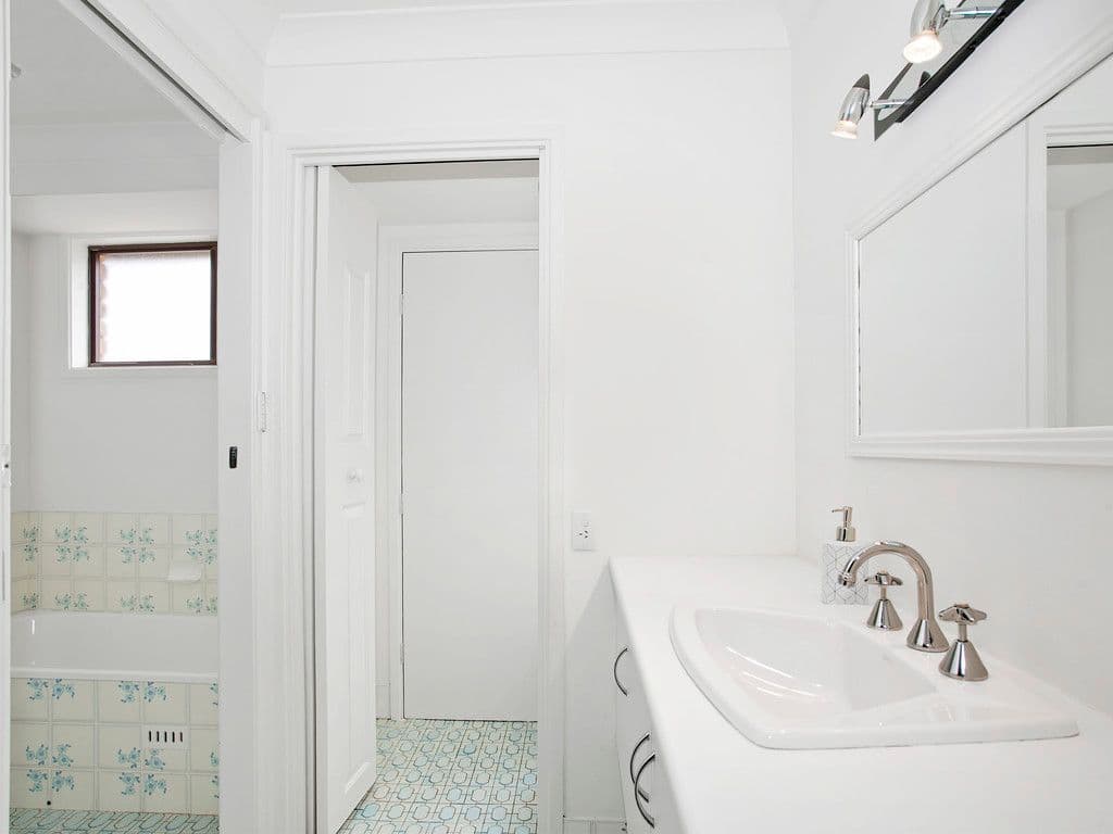 8 Tabratong Road, Helensburgh - Thumbnail 8