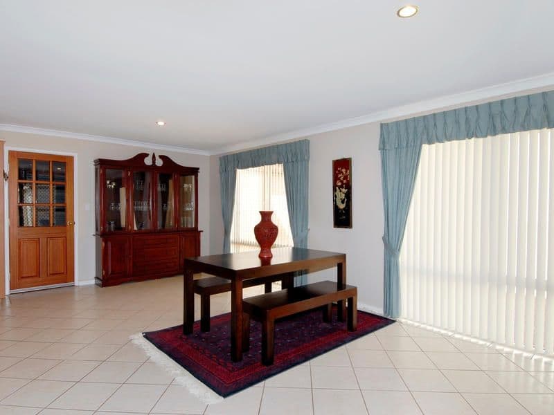21 Felton Parkway, BALDIVIS WA 6171, Baldivis - Thumbnail 2