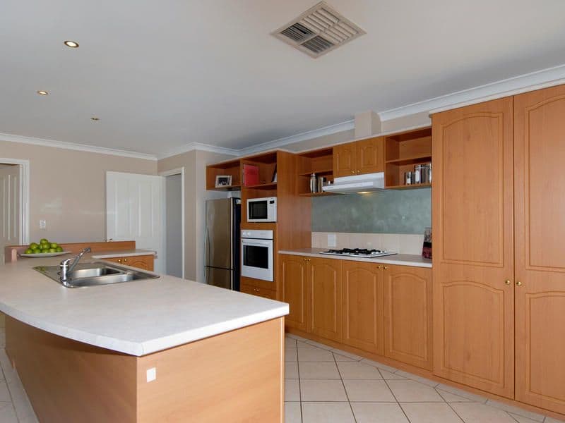 21 Felton Parkway, BALDIVIS WA 6171, Baldivis - Thumbnail 3