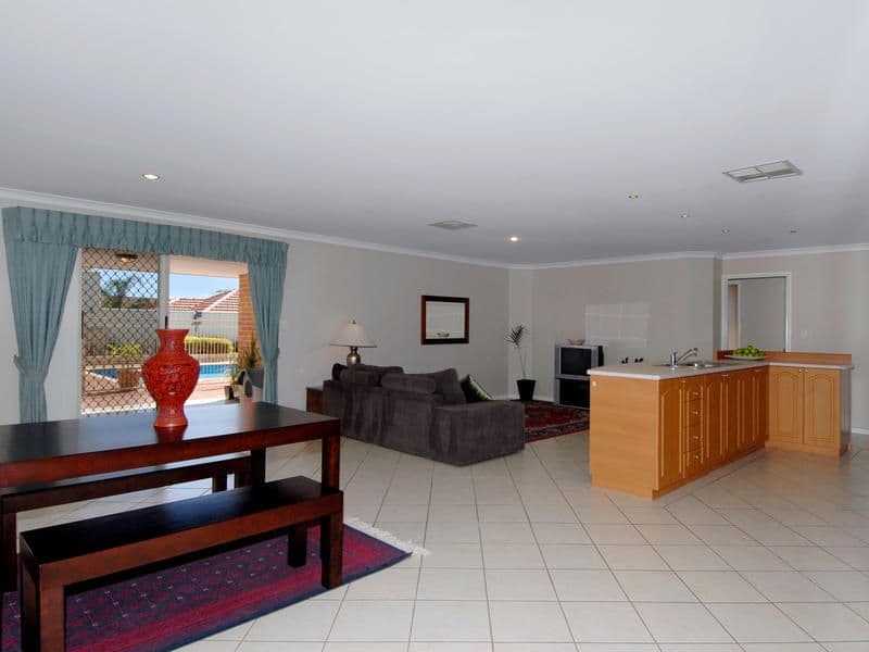 21 Felton Parkway, BALDIVIS WA 6171, Baldivis - Thumbnail 6