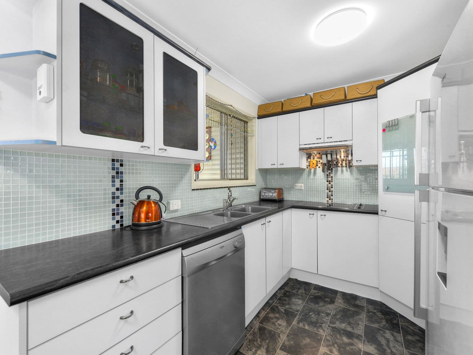 75 Mellifont Street, Banyo QLD 4014, Banyo - Thumbnail 4