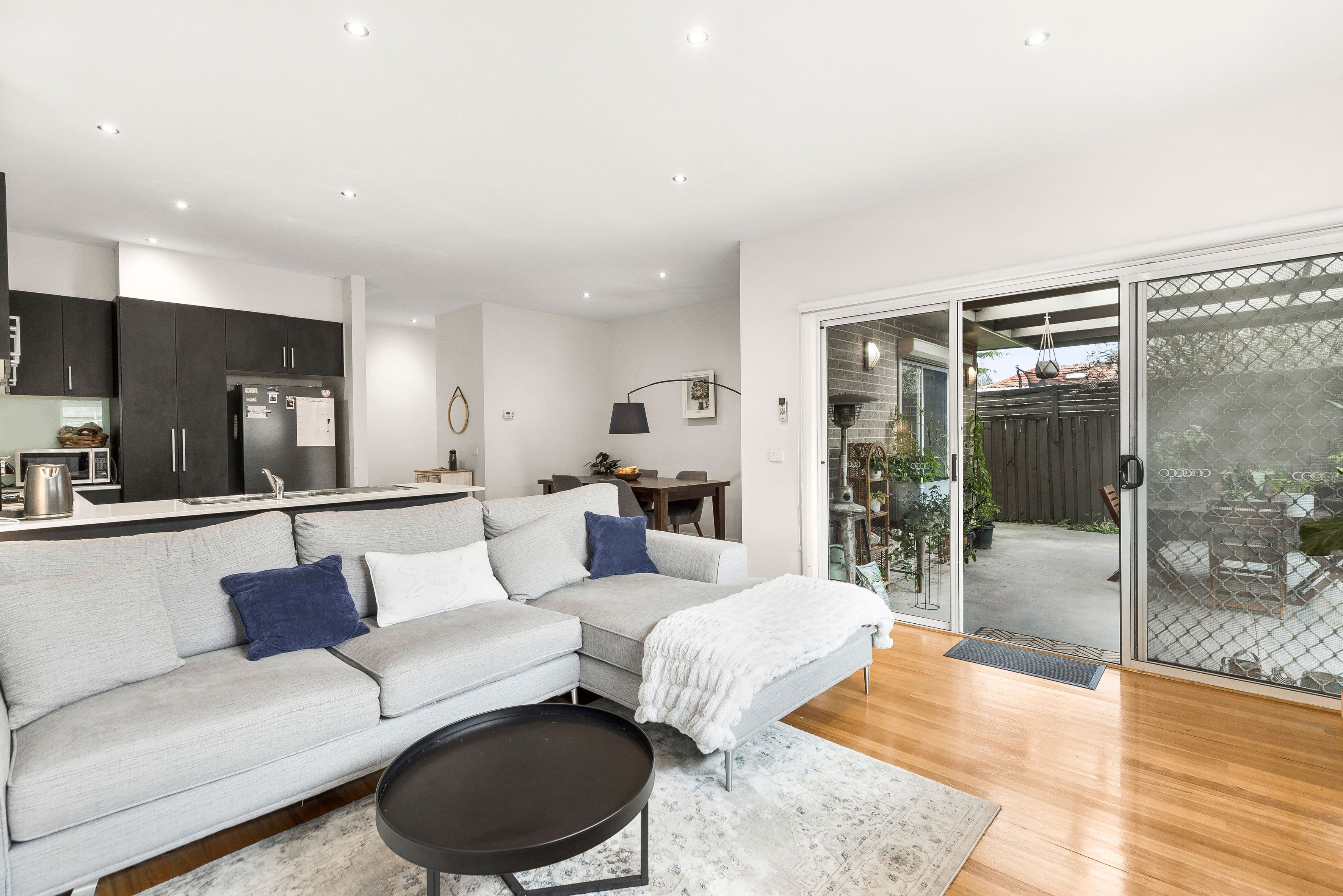 19 Maude Avenue, Glenroy VIC 3046, Glenroy - Thumbnail 2