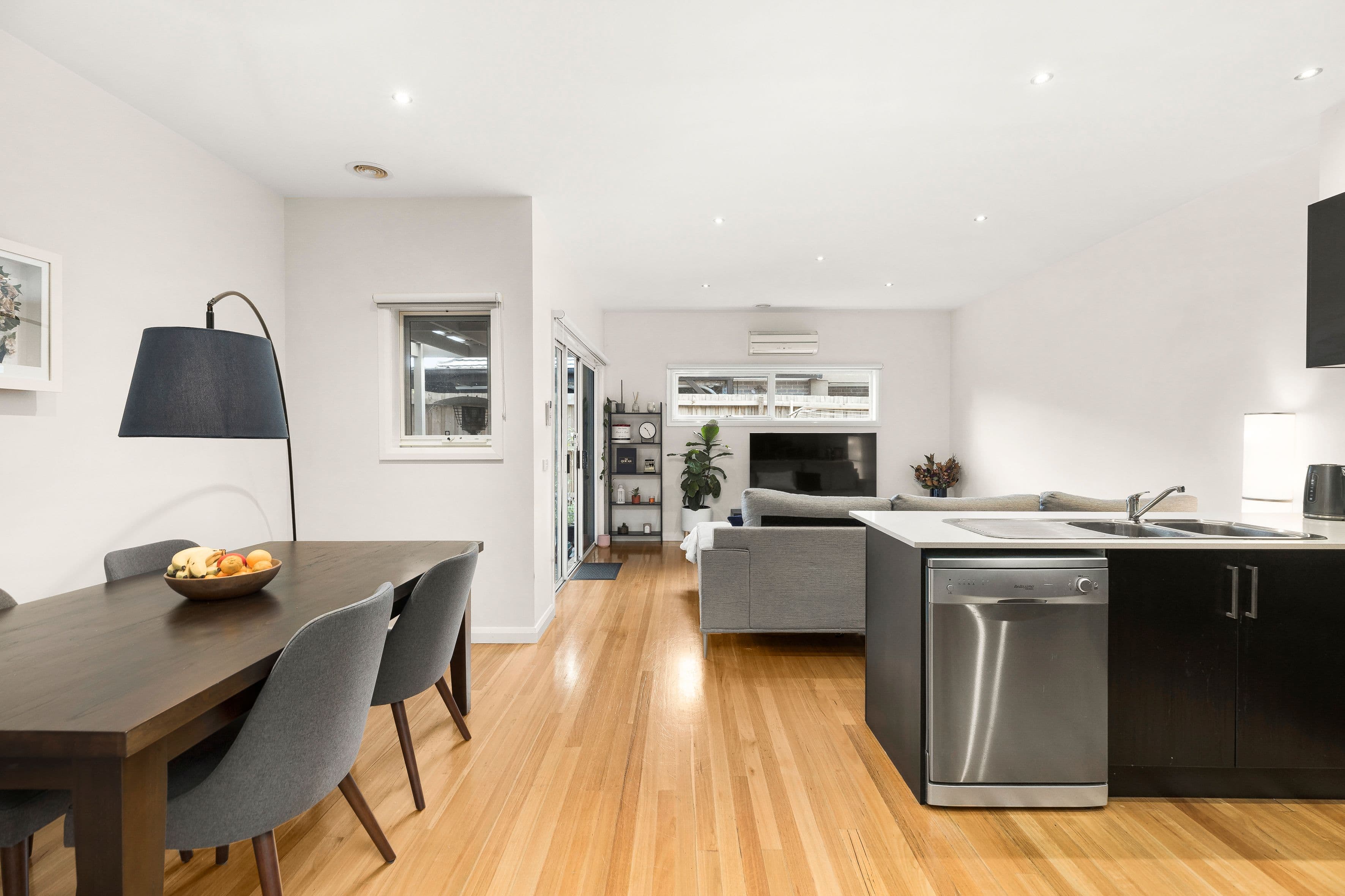 19 Maude Avenue, Glenroy VIC 3046, Glenroy - Thumbnail 3