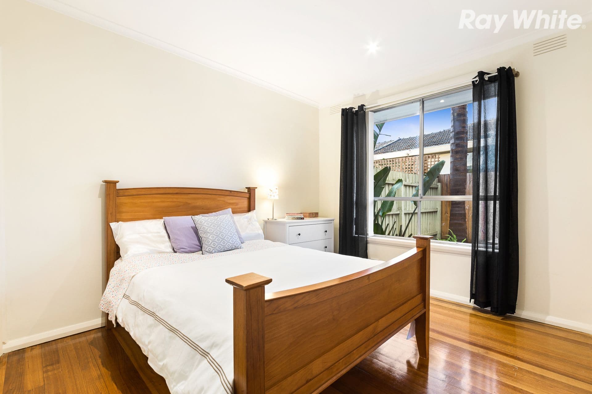 20 Seaview Crescent, Black Rock VIC 3193, Black Rock - Thumbnail 4