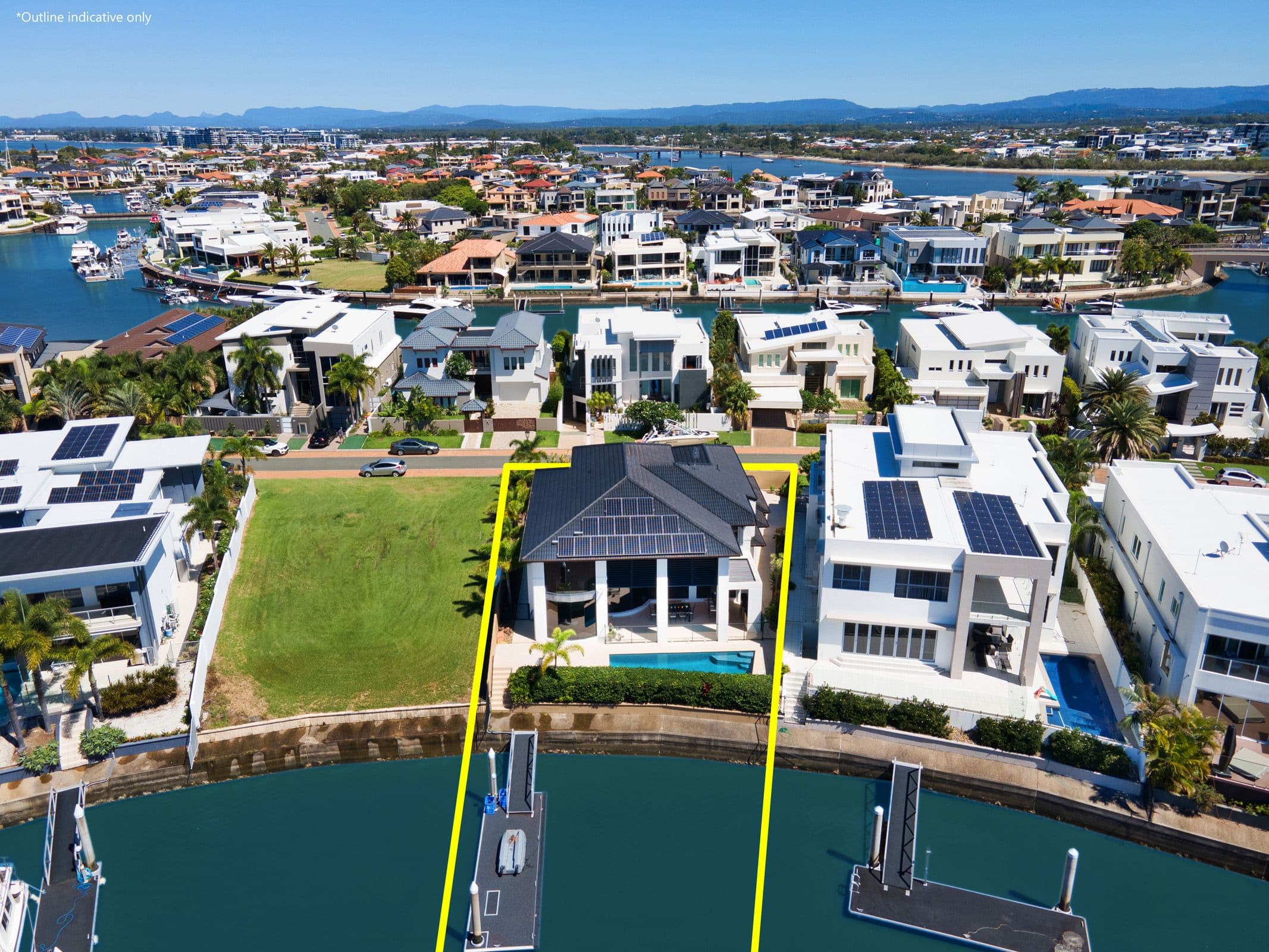 53 Royal Albert Crescent, Sovereign Islands QLD 4216, Sovereign Islands - Image 1