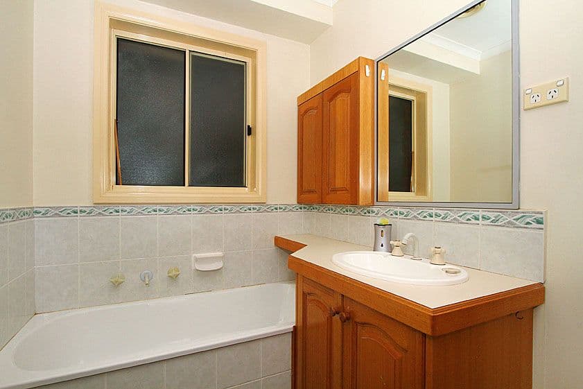 134 Centenary Drive, MILL PARK VIC 3082, Mill Park - Thumbnail 6