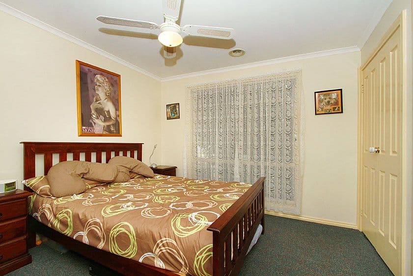 134 Centenary Drive, MILL PARK VIC 3082, Mill Park - Thumbnail 7