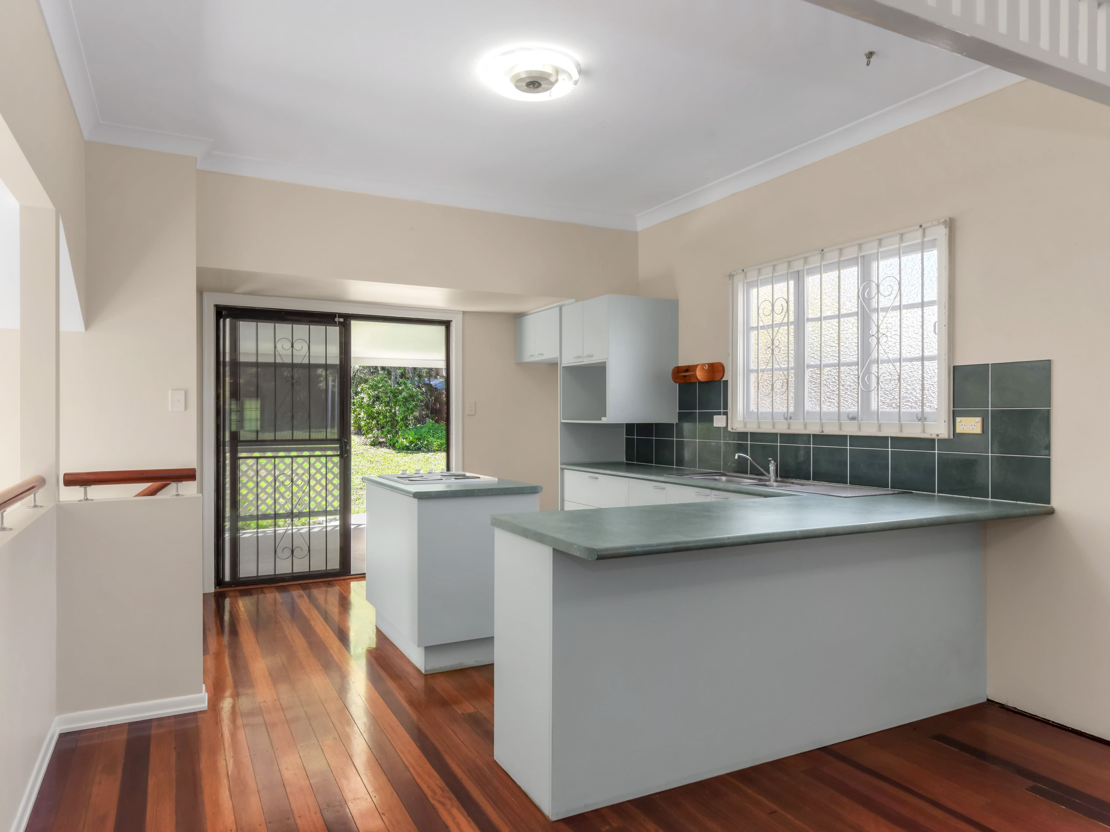 31 East Street, Camp Hill QLD 4152, Camp Hill - Thumbnail 4