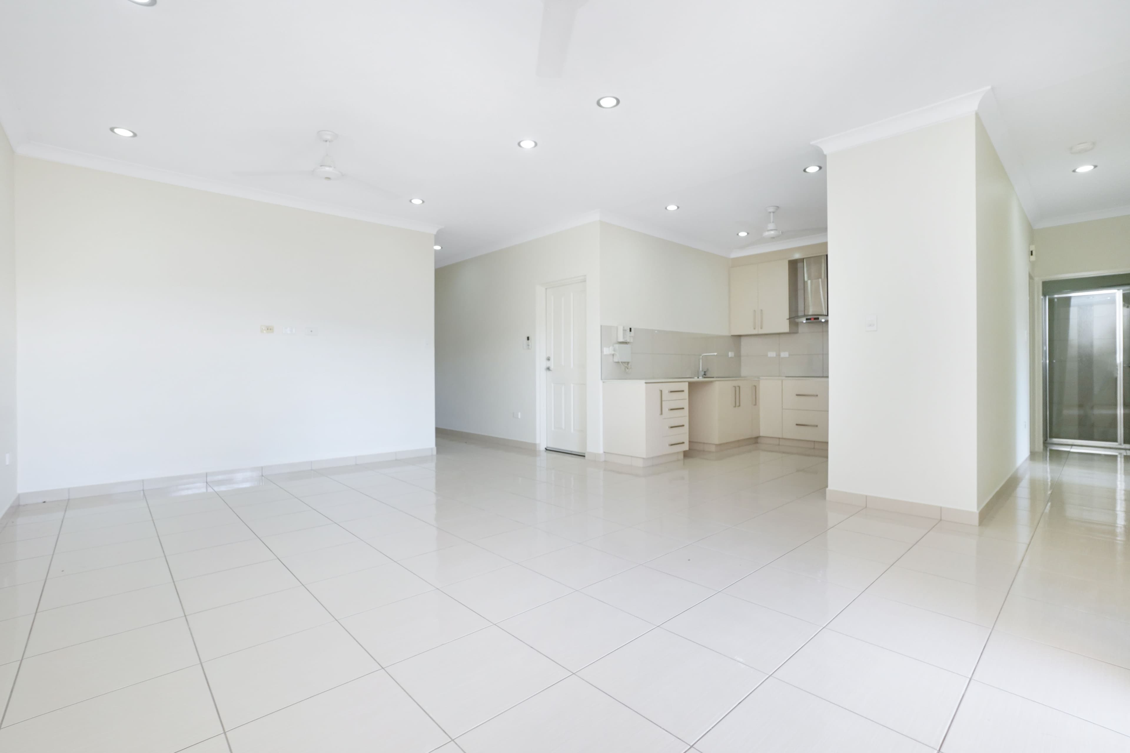 4 Kypreos Court, Rosebery NT 0832, Rosebery - Thumbnail 4