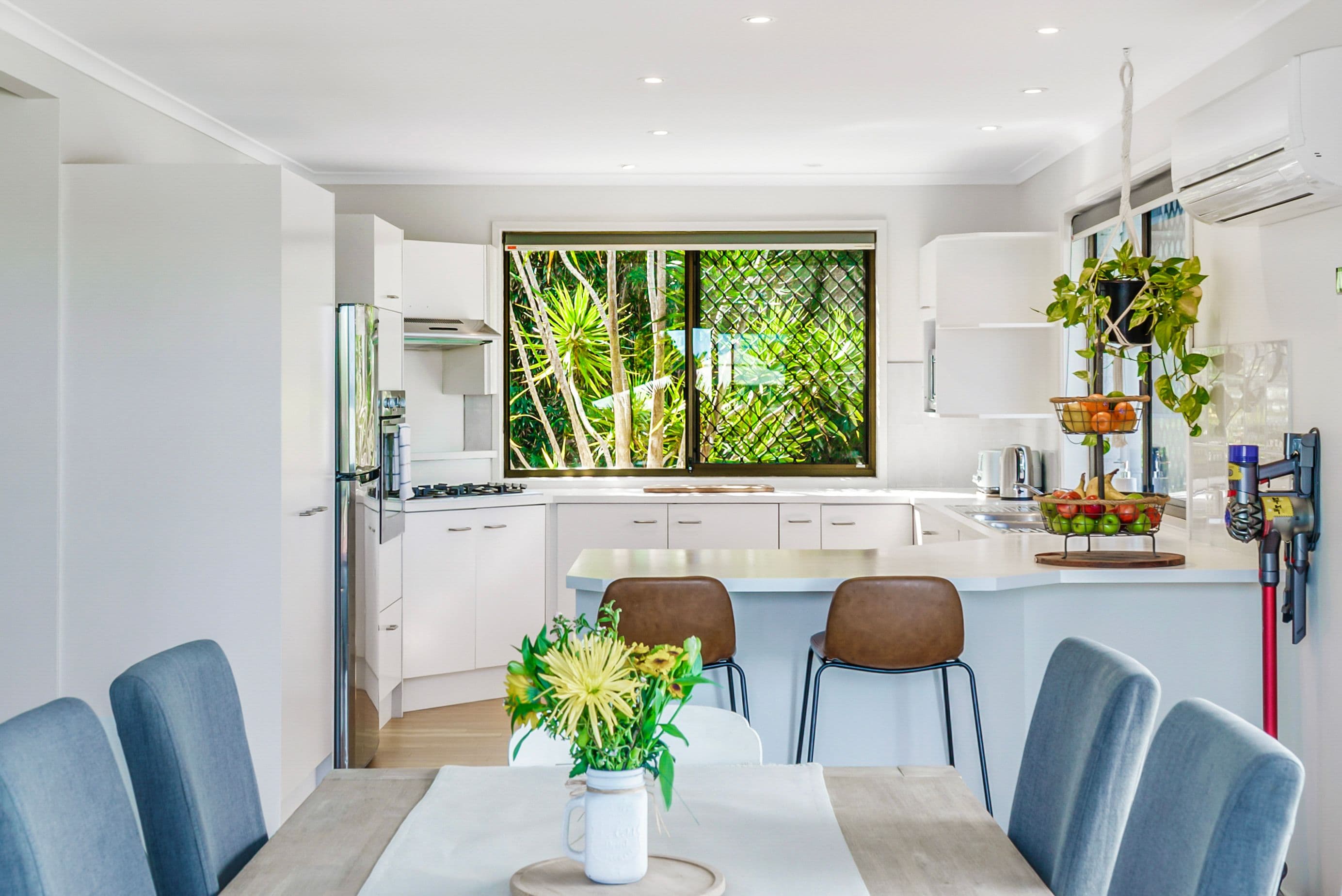 17 Swanbourne Way, Elanora QLD 4221, Elanora - Thumbnail 5