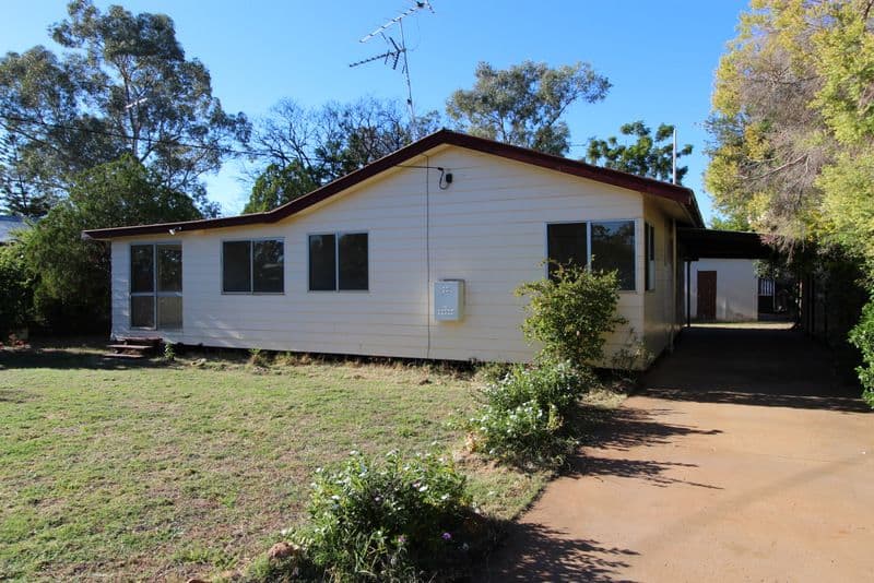 8 King Street, Charleville QLD 4470, Charleville - Image 1