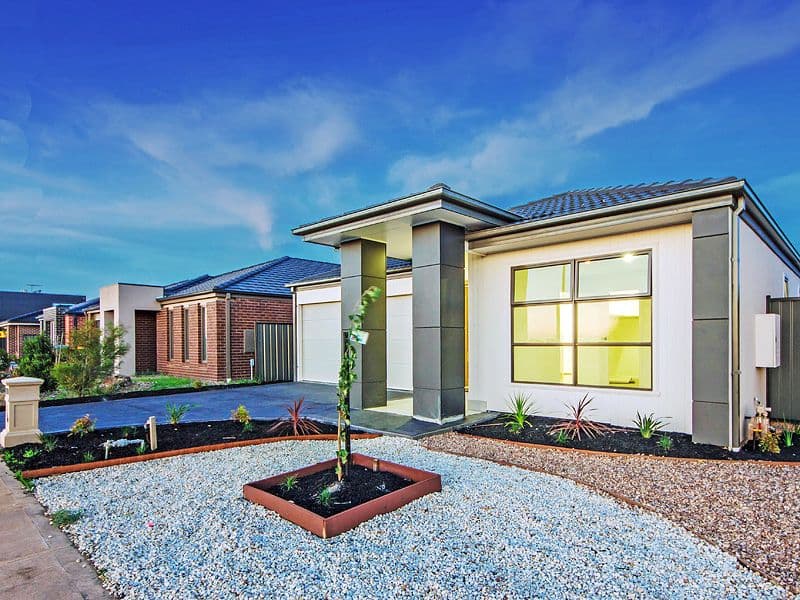 16 Walton Loop, POINT COOK VIC 3030, Point Cook - Thumbnail 3
