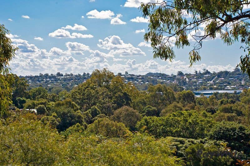 20 Greenway Street, GRANGE QLD 4051, Grange - Thumbnail 8